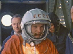 Yuri Gagarin, el primer hombre en orbitar alrededor de la Tierra murió el 27 de marzo de 1968. ARCHIVO  /