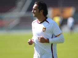 Carlos Leaño afirma que el equipo se mostrará fuerte ante la cancha pese a la presión. ARCHIVO  /