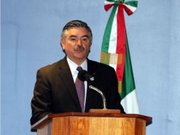 Cualquier ciudadano es libre de emitir opiniones, preferencias y desacuerdos, aclaró el presidente del IFE, Leonardo Valdés. NTX  /