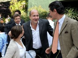 Alfaro Ramírez durante el desayuno que ofreció en el Club de Industriales.  /