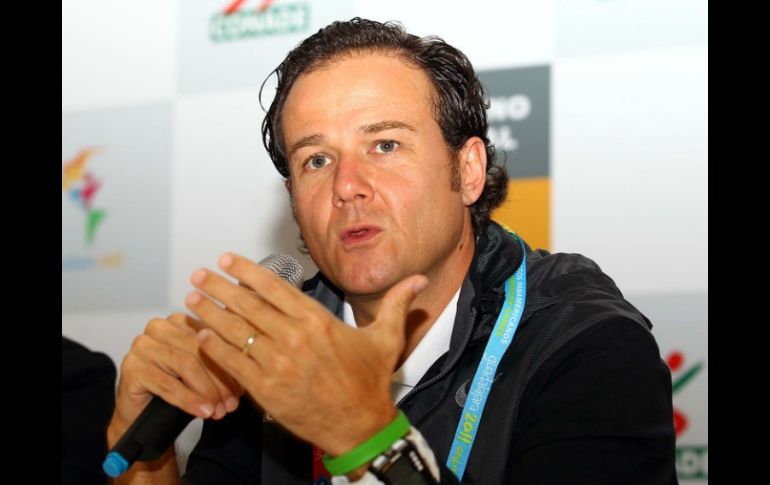 El dirigente deportivo apuntó que los deportistas deben estar concentrados en su labor.  /