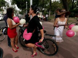 El movimiento Perlas Bike se congregan en el Parque Rojo.  /