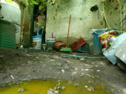 La Secretaría recomienda lavar tinacos, pilas, piletas y todos aquellos recipientes en que se almacene agua y tapar tinacos. ARCHIVO  /