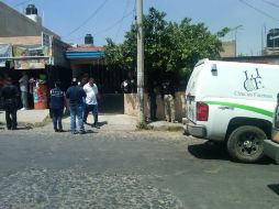 El cuerpo fue trasladado a la morgue de la ZMG en espera de que sea identificado.  /