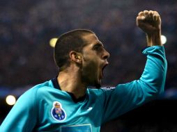 Los seguidores de los dragones azules se volcaron en contra de los citizens con insultos racistas. MEXSPORT  /