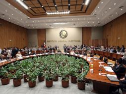 El Consejo General del IFE publicó este viernes el acuerdo por el que se determina realizar un conteo rápido. ARCHIVO  /