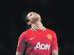 Se espera que Javier Hernández, quien cada vez juega menos, sea tomado en cuenta mañana por el United. GETTY IMAGES SPORT  /