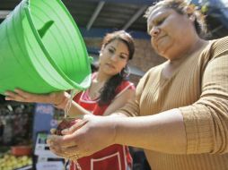 El servicio de pipas de agua continúa hasta que se restablezca el suministro en todas las colonias afectadas. ARCHIVO  /