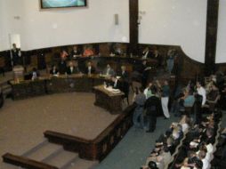 Sesión en la sede de la Comisión de Derechos Humanos en Coahuila. ESPECIAL  /