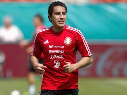 El futuro del mediocampista mexicano se definirá en el mercado de invierno.  MEXSPORT  /