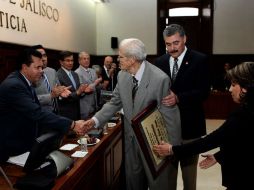 Mario Rivas Souza recibió un homenaje en el pleno del Supremo Tribunal de Justicia del Estado.  /