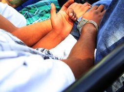 Los arrestados fueron dos jóvenes de 20 años de edad y una mujer de 32. ARCHIVO  /