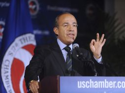 Felipe Calderón pronuncia un discurso en un foro empresarial celebrado en la Cámara de Comercio de Washington. EFE  /