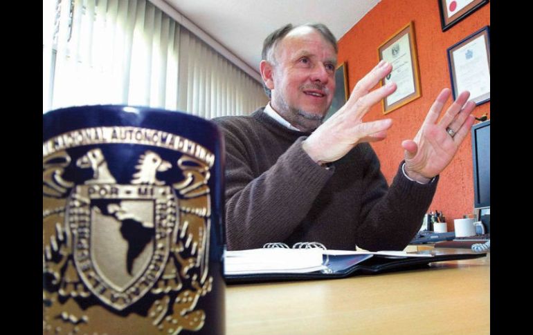 Arturo Mancheca, presidente de la AMC, propone programa de jubilación. EL UNIVERSAL  /