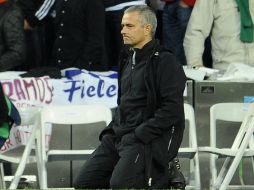 José Mourinho sufrió una duro golpe con la eliminación de la Champions. AFP  /