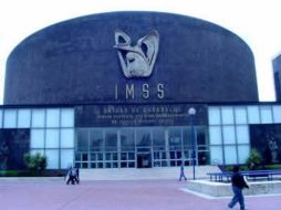 Los cónyuges de parejas del mismo sexo serán beneficiados con la seguridad social. ARCHIVO  /