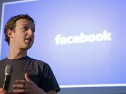 Los beneficios de Facebook bajaron un 12 % en el primer trimestre de 2012. ARCHIVO  /
