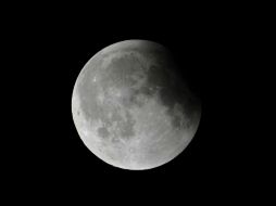 La fase más notoria del fenómeno se producirá durante la salida de la Luna tras el horizonte. ARCHIVO  /