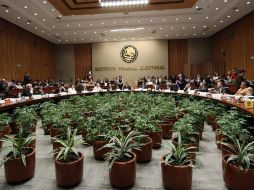 El primer debate entre candidatos presidenciales está programado para las 20 horas del 6 de mayo de 2012. ARCHIVO  /