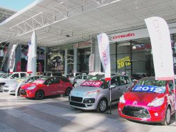 El gobierno del Presidente Felipe Calderón mantiene la expectativa de que la economía crecerá 3.5% este año. ESPECIAL  /