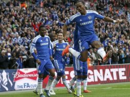 Didier Drogba celebra el gol que les dio el triunfo. REUTERS  /