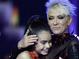 Irlanda compartió escenario con Yuri. EL UNIVERSAL  /