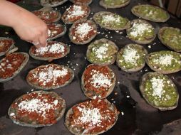 La publicación no gira en torno a una comida nacional, sino que expone una muestra de la diversidad de cocinas. ESPECIAL  /