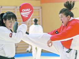 María del Rosario Espinoza (d), está pasando por una seria crisis de cara a las próximas Olimpiadas. GETTY IMAGES SPORT  /