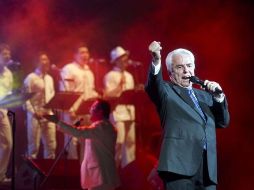 El cantante hizo gala de su humor y el romanticismo que lo convirtieron en uno de los favoritos del público mexicano.  /