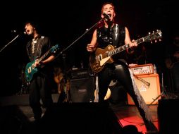 La banda forjó su  fama a lo largo de la década de los noventa con su estética retro.  /