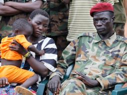 Achellam fue detenido junto con su esposa e hija, así como un asistente, en las riberas del río Mbou. REUTERS  /
