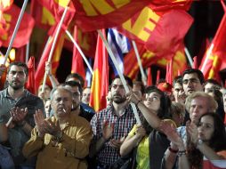 Seguidores del Partido Comunista Griego protestan. EFE  /