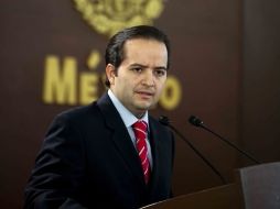 Alejandro Poiré Romero, titular de la Segob expresó sus condolencias a la familia del escritor. ARCHIVO  /