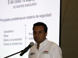 Hector Robles  dijo que va a llenar el kiosco de eventos culturales, teatro, de música, canto, y de eventos deportivos. ESPECIAL  /