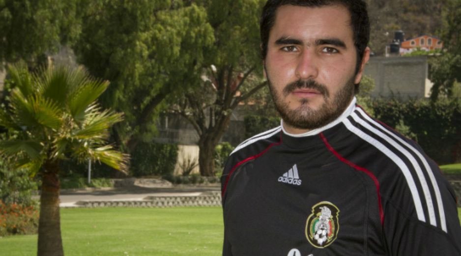 El portero, cuya carta pertenece al Guadalajara, puntualizó que desea su crecimiento profesional. NOTIMEX  /
