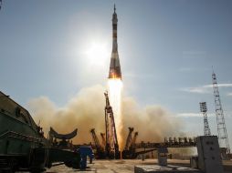 La nave fue lanzada este martes desde el cosmódromo kazajo de Baikonur. AFP  /