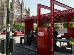 El postulante del PRI y el PVEM también visualiza la instalación de 10 nuevos kioscos electrónicos. ARCHIVO  /