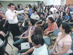 Aristóteles Sandoval expone sus propuestas de Gobierno ante estudiantes del ITESO. ESPECIAL  /