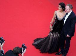 La palabra sexy aparece en la mayoría de los titulares de las notas sobre la presencia ayer en Cannes de Salma Hayek. REUTERS  /