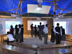 El Museo Itinerante de la Geografía visitando las comunidades de la Sierra de Zongolica. AGENCIA ID  /