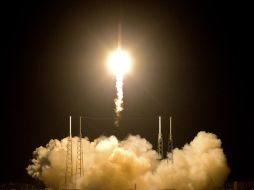 Esta es la primera vez que una empresa privada lanza un cohete hacia la estación espacial. AP  /