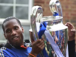 Didier Drogba saldrá del Chelsea al cumplir con su contrato a finales de junio. REUTERS  /