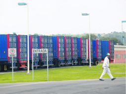 Se han dado casos de firmas transnacionales, cuyas oficinas quedan aisladas por varios días, por el robo de cable de telefonía.  /