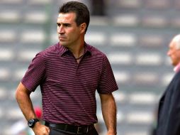 Este próximo viernes, el estratega explicará los detalles de su salida de Veracruz en rueda de prensa. MEXSPORT  /