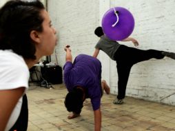 Resonancia se presenta este viernes 25 de mayo en Laboratorio Sensorial, la entrada cuesta 35 pesos.  /