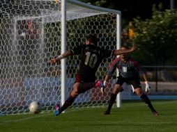 El Tri olímpico mostró debilidades ayer ante Marruecos en su defensa, pero sacó el partido gracias a los goles de Fabián. MEXSPORT  /