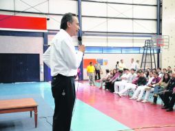 Fernando Garza expuso sus propuestas de Gobierno en el auditorio de usos múltiples del CUSur. ESPECIAL  /