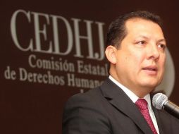 El ombudsman detalla que se requiere atención a necesidad específicas de la mujer para evitarles daños. ARCHIVO  /