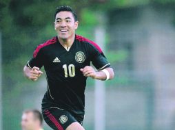 Marco Fabián brilló en el cotejo ante Bielorrusia al marcar los dos goles del Tri Sub-23. MEXSPORT  /