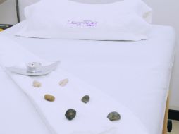 Descanso. Eliminar el estrés es sencillo, basta colocarse en una de las camas y ponerse en manos de un masajista.  /